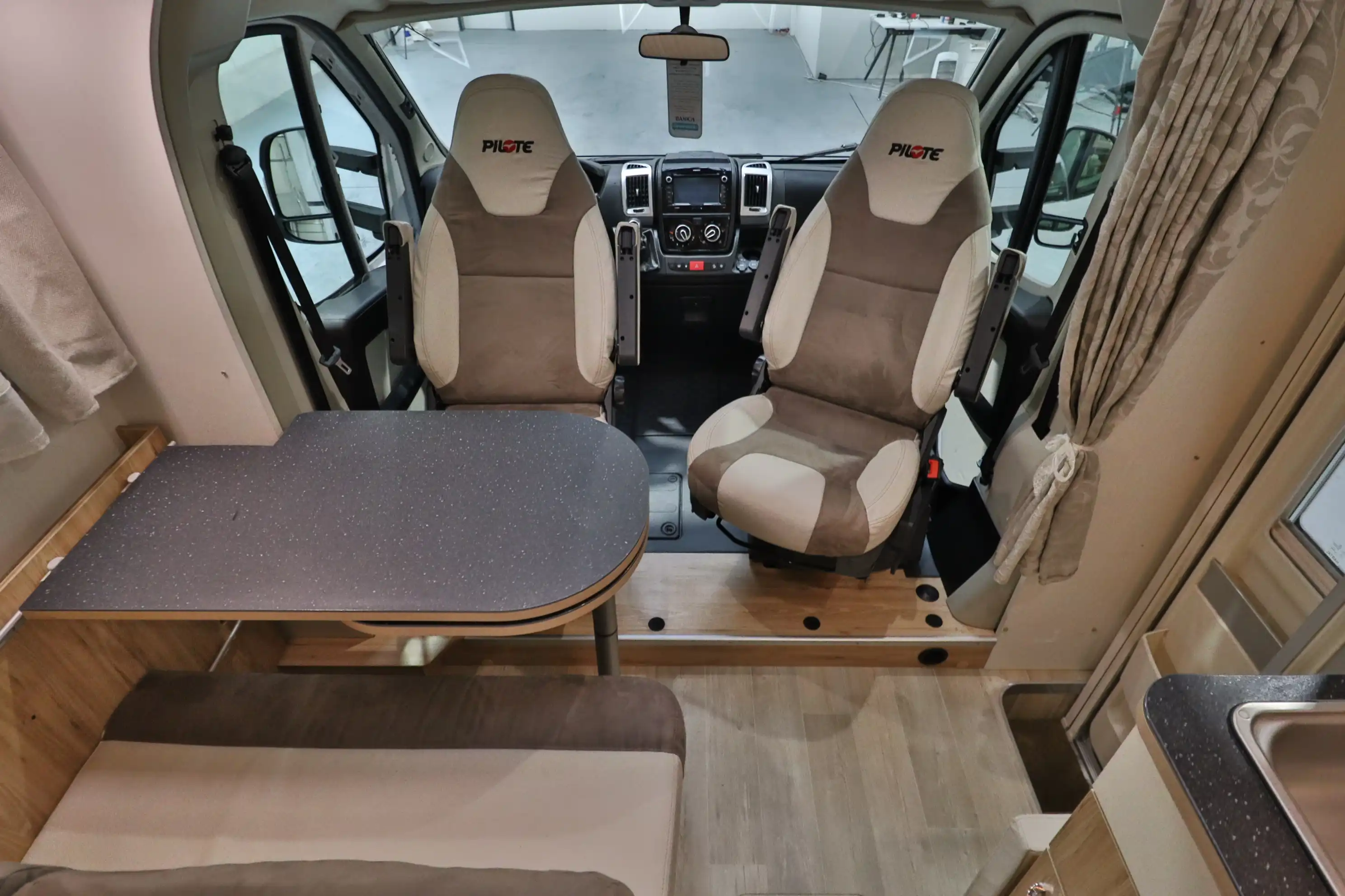 PILOTE P 600 Essentiel